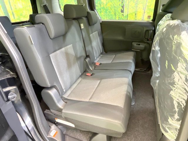 TOYOTA SIENTA HYBRID 2025