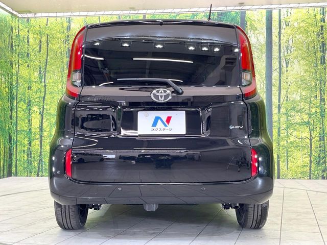 TOYOTA SIENTA HYBRID 2025