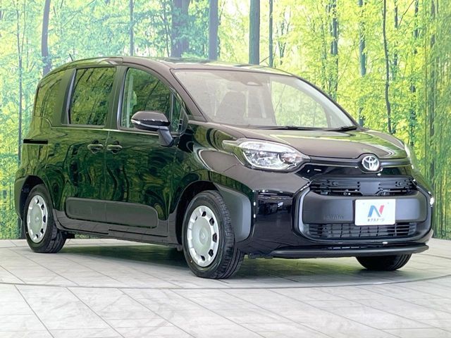 TOYOTA SIENTA HYBRID 2025