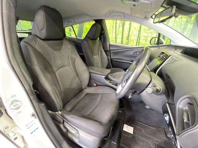 TOYOTA PRIUS 4WD 2017