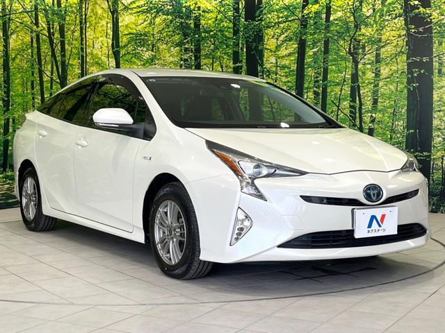 TOYOTA PRIUS 4WD 2017