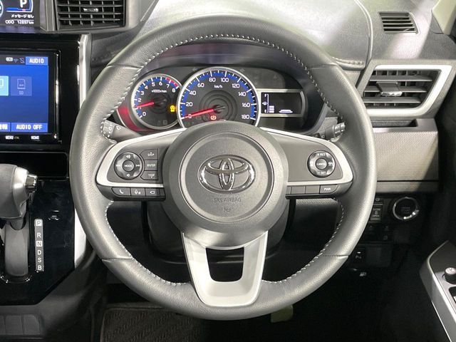 TOYOTA ROOMY 2021