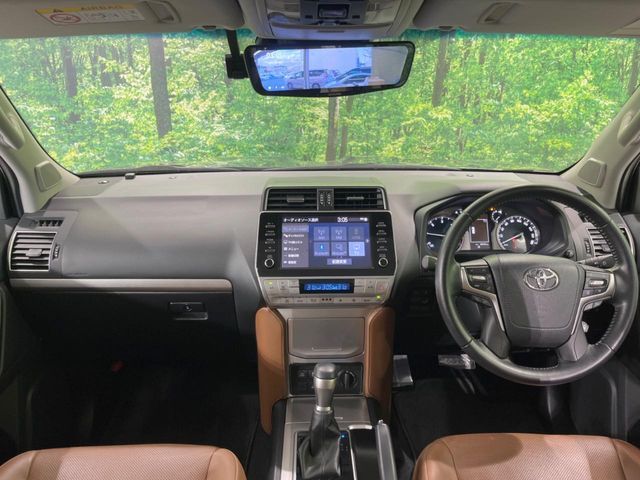 TOYOTA LANDCRUISER PRADO 2022