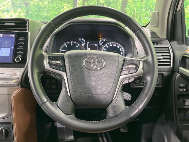 TOYOTA LANDCRUISER PRADO 2022