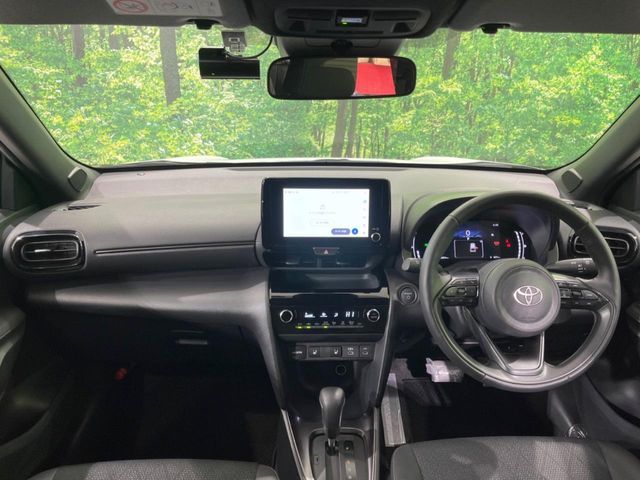 TOYOTA YARIS CROSS HYBRID 2025