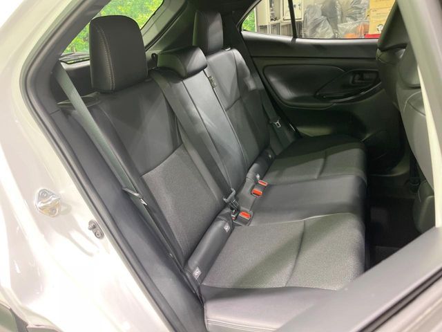 TOYOTA YARIS CROSS HYBRID 2025