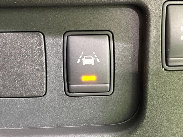 NISSAN SERENA  WG 4WD 2015