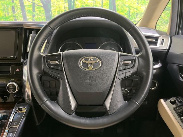 TOYOTA ALPHARD 2018