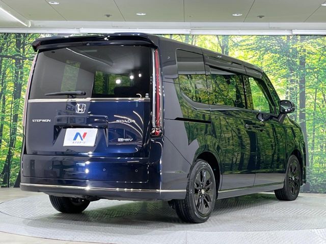 HONDA STEPWAGON e:HEV SPADA 2023