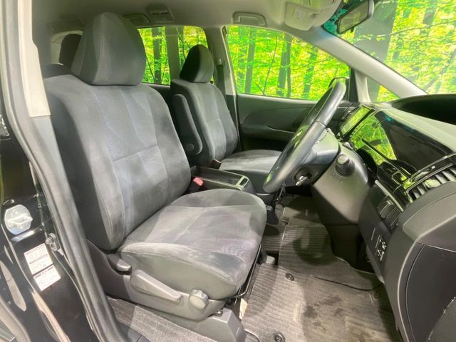 TOYOTA ESTIMA  4WD 2013