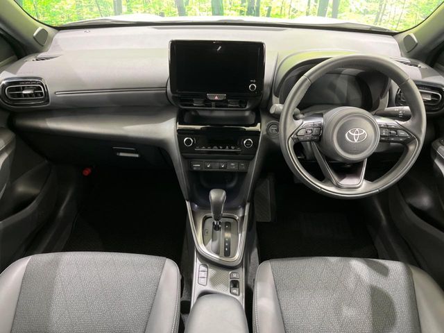 TOYOTA YARIS CROSS HYBRID 2025