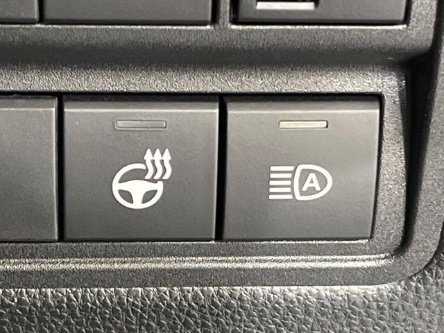 TOYOTA YARIS CROSS HYBRID 2025