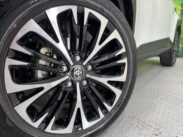 TOYOTA YARIS CROSS HYBRID 2025