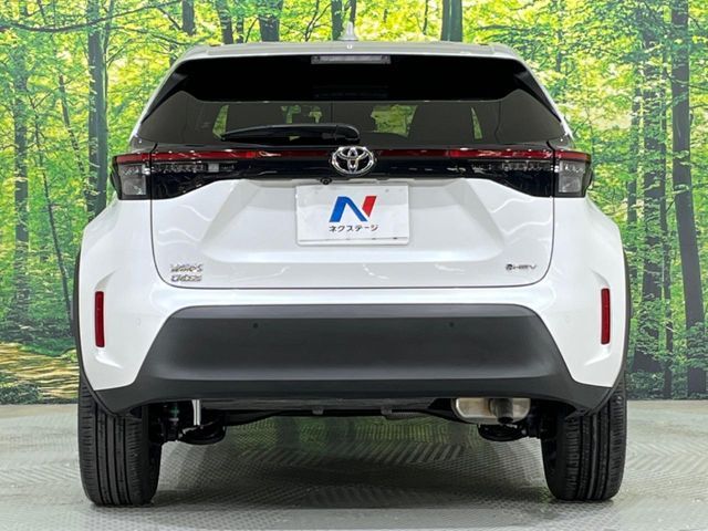 TOYOTA YARIS CROSS HYBRID 2025