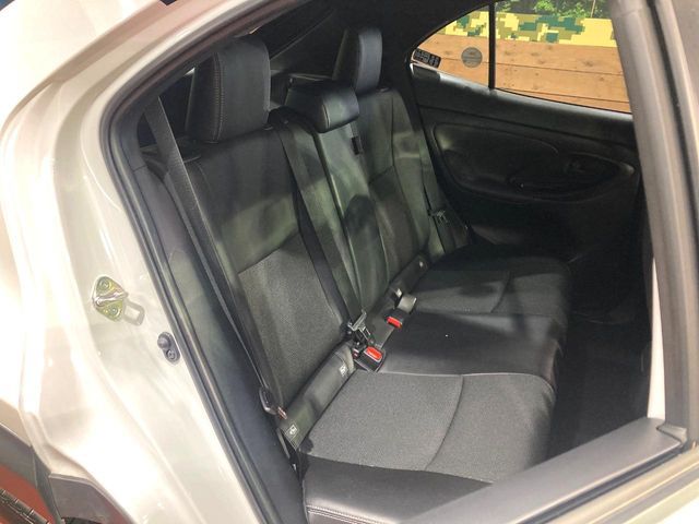 TOYOTA YARIS CROSS HYBRID 2025