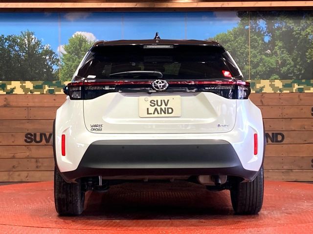 TOYOTA YARIS CROSS HYBRID 2025