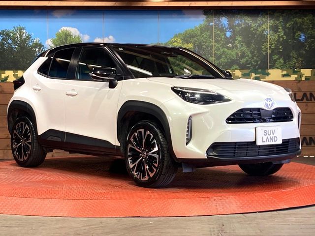 TOYOTA YARIS CROSS HYBRID 2025