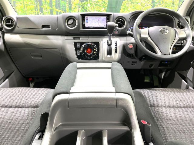 NISSAN NV350 CARAVAN 4WD 2019