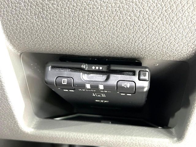 NISSAN NV350 CARAVAN 4WD 2019