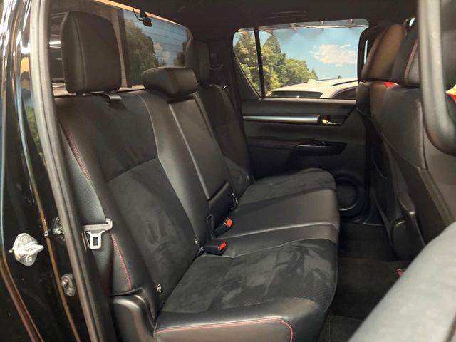 TOYOTA HILUX 4WD 2024