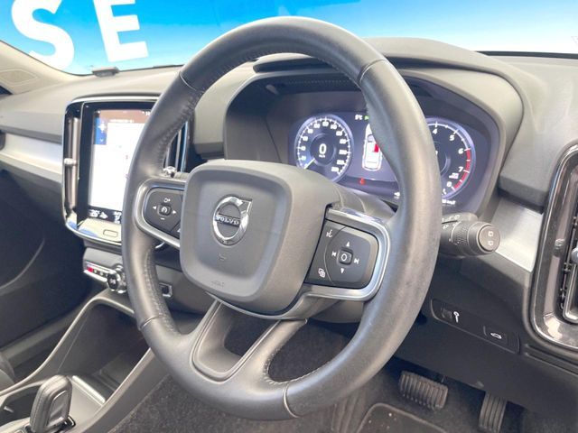 VOLVO VOLVO XC40 2021