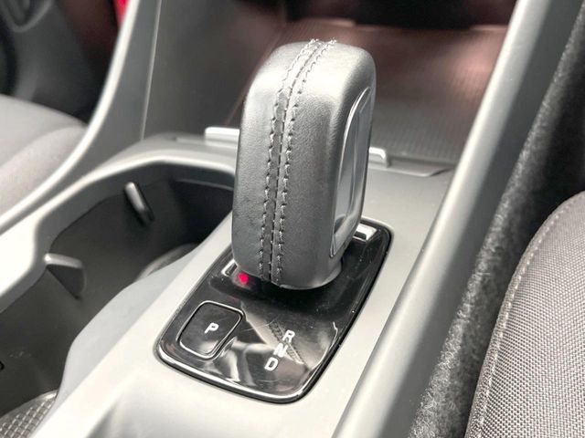 VOLVO VOLVO XC40 2021