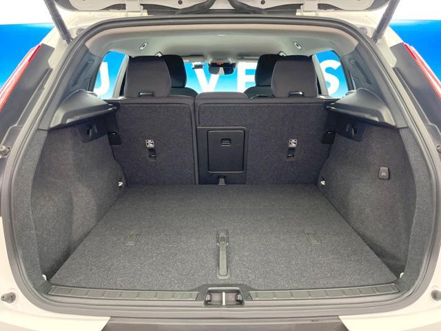 VOLVO VOLVO XC40 2021