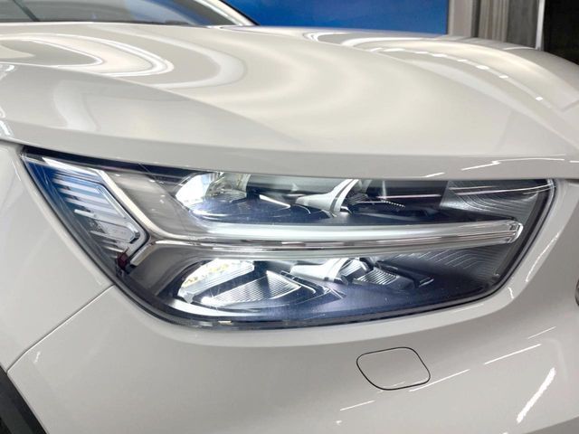 VOLVO VOLVO XC40 2021