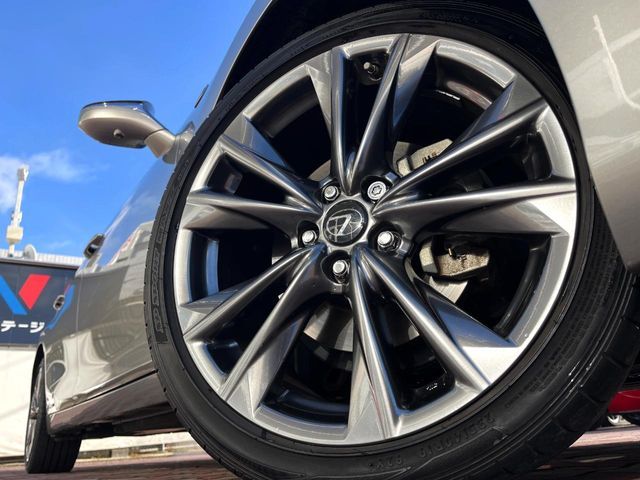 TOYOTA LEXUS ES300h 2021