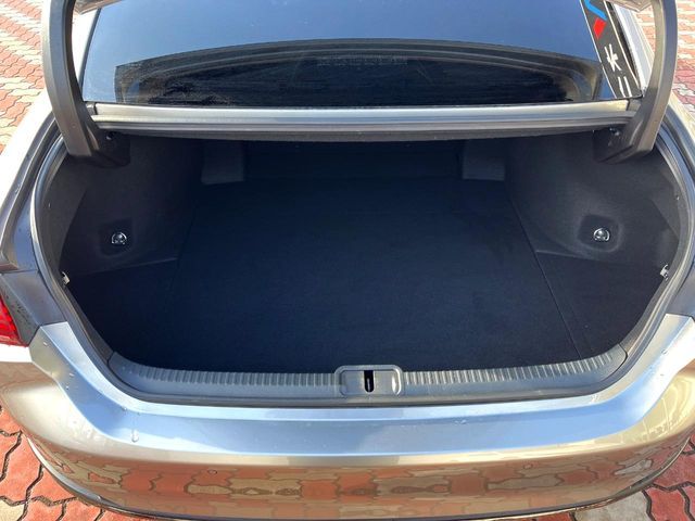 TOYOTA LEXUS ES300h 2021