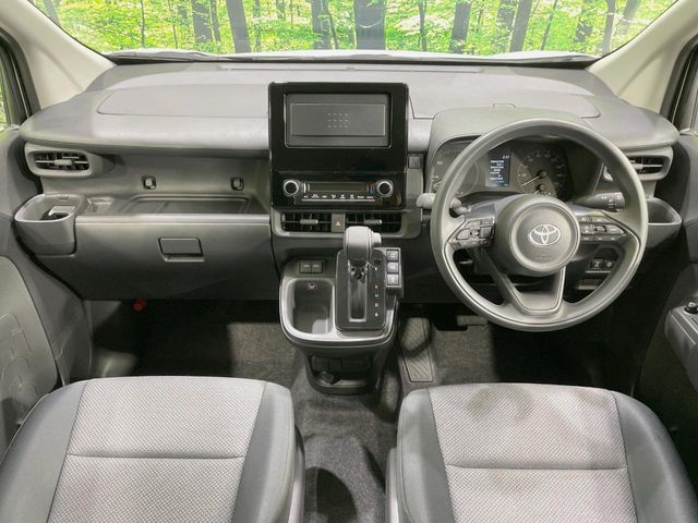 TOYOTA SIENTA HYBRID 2025