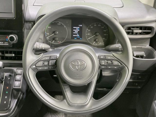 TOYOTA SIENTA HYBRID 2025