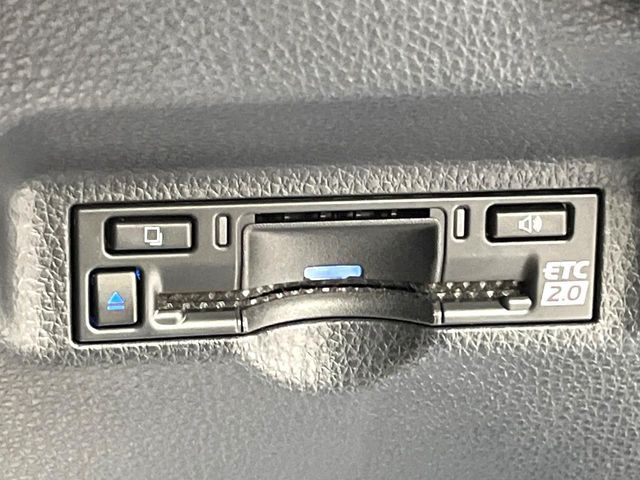 TOYOTA SIENTA HYBRID 2022