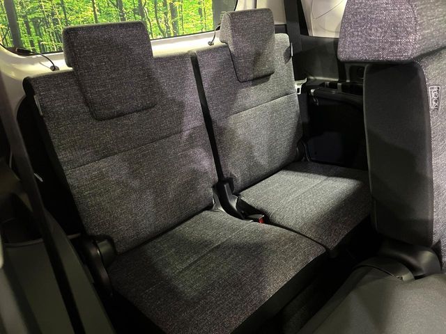 TOYOTA SIENTA HYBRID 2022