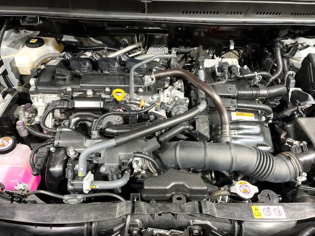 TOYOTA SIENTA HYBRID 2022