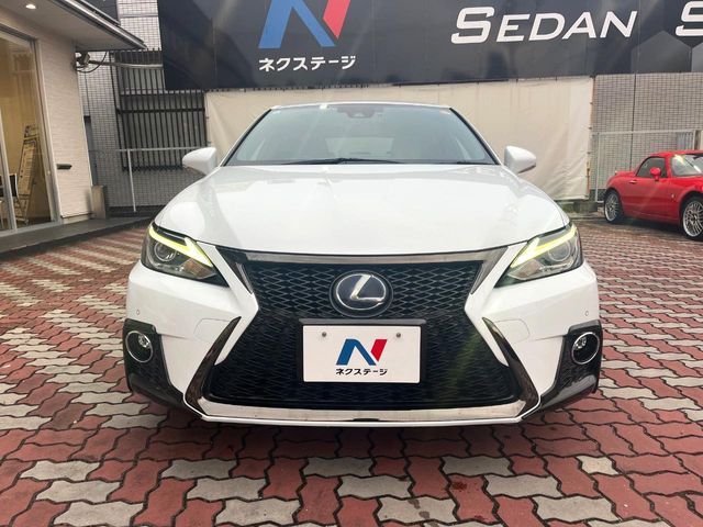 TOYOTA LEXUS CT200h 2017