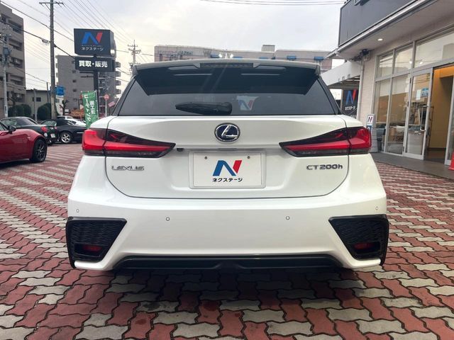 TOYOTA LEXUS CT200h 2017