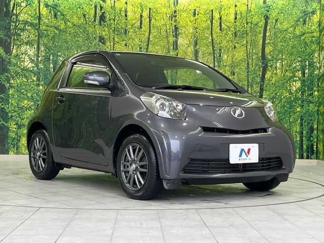 TOYOTA iQ 2010