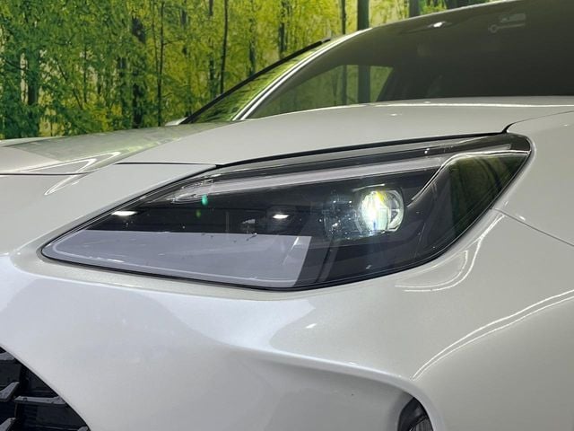 TOYOTA YARIS CROSS HYBRID 2025