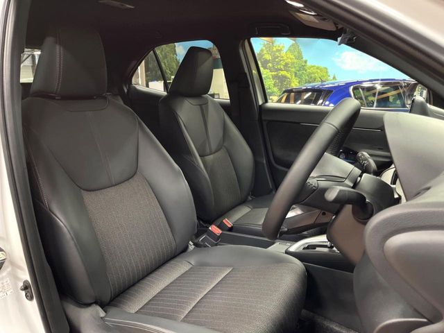 TOYOTA YARIS CROSS 2023