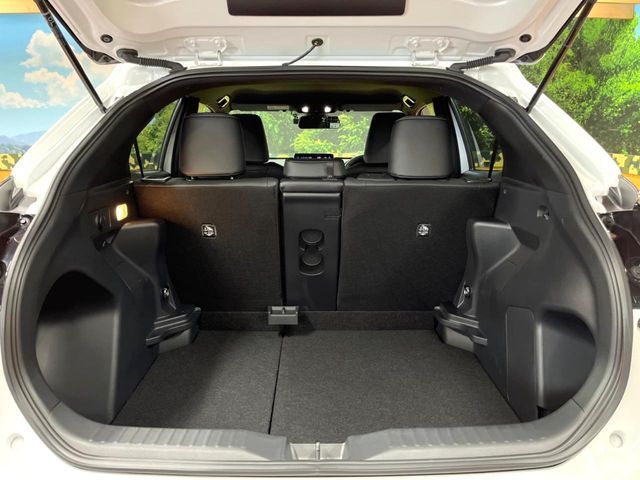 TOYOTA YARIS CROSS 2023