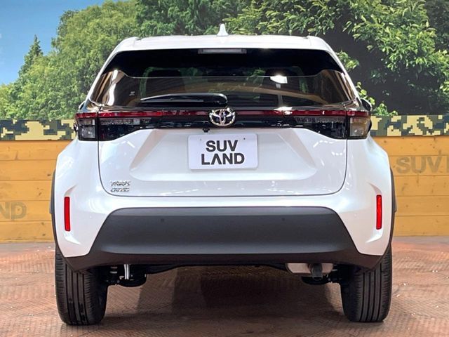 TOYOTA YARIS CROSS 2023