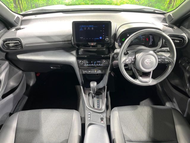 TOYOTA YARIS CROSS HYBRID 2025