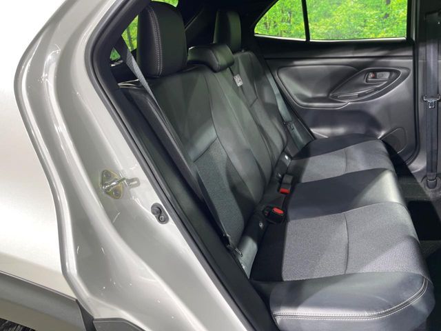 TOYOTA YARIS CROSS HYBRID 2025