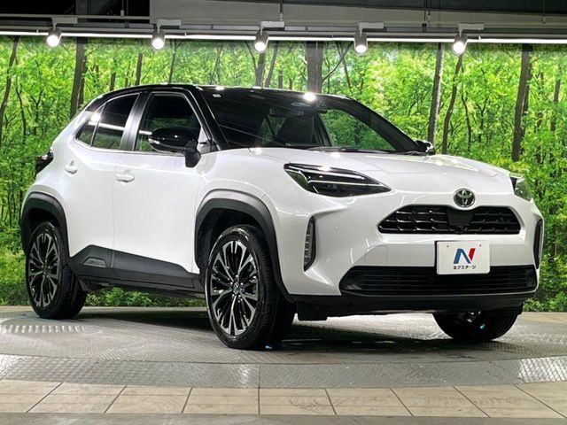 TOYOTA YARIS CROSS HYBRID 2025