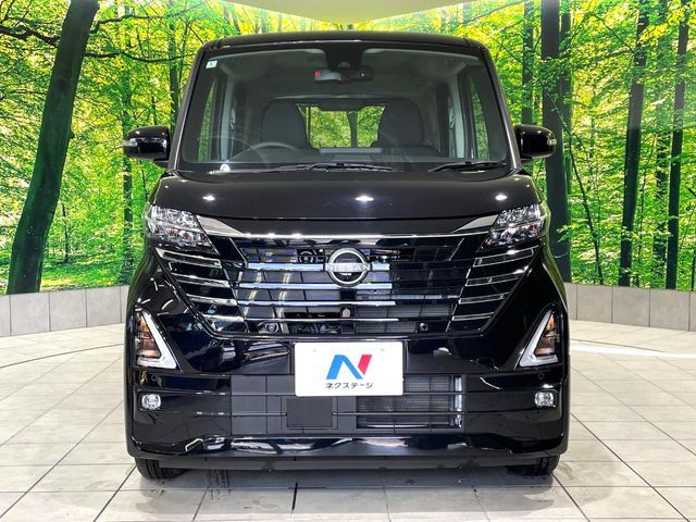 NISSAN ROOX 2024