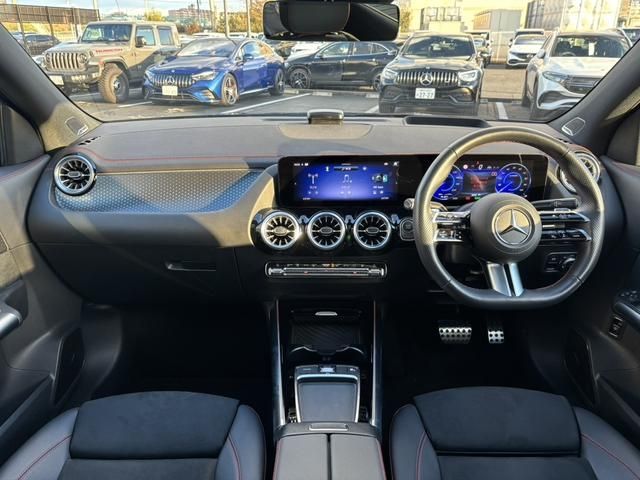 MERCEDES BENZ MERCEDES BENZ EQA 2024