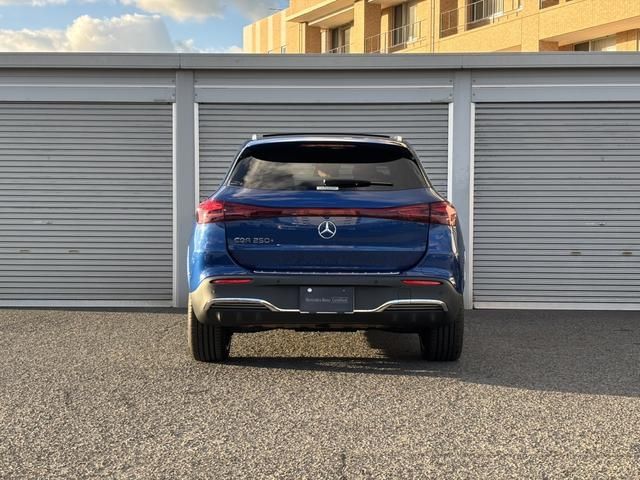 MERCEDES BENZ MERCEDES BENZ EQA 2024