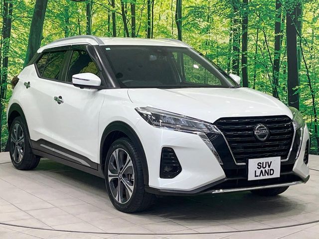 NISSAN KICKS 2020