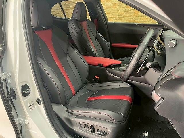 TOYOTA LEXUS UX250h 2023